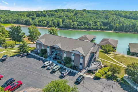 1137 Mariners Way #44, Huddleston, VA 24104