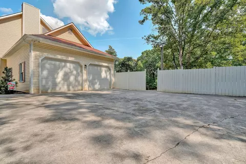 Exterior - 419 Willowood Dr, Vinton, VA 24179 photo 7 of 20