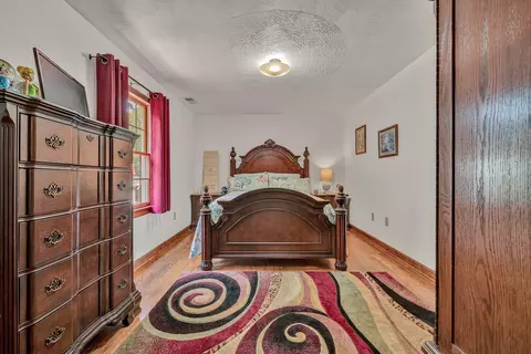 Bedroom - 419 Willowood Dr, Vinton, VA 24179 photo 2 of 6