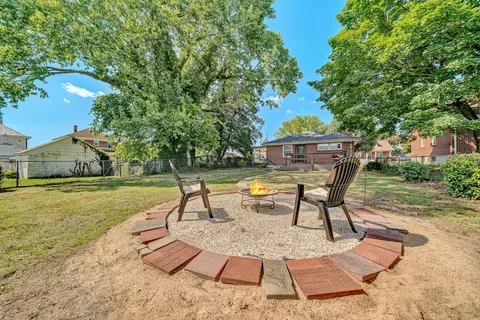 Exterior - 313 E Madison Ave, Vinton, VA 24179 photo 6 of 8