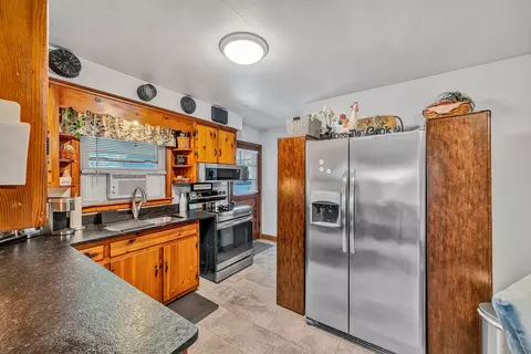 Kitchen - 313 E Madison Ave, Vinton, VA 24179 photo 2 of 2