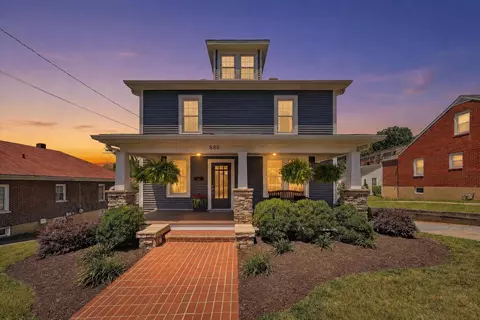 880 Washington Ave, Vinton, VA 24179