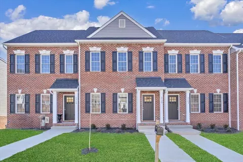 5623 Huntridge Rd, Roanoke, VA 24012