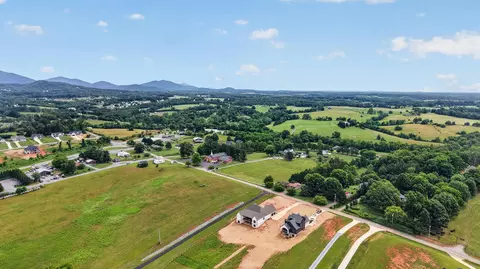 2362 Goode Station Rd, Goode, VA 24556 photo 81