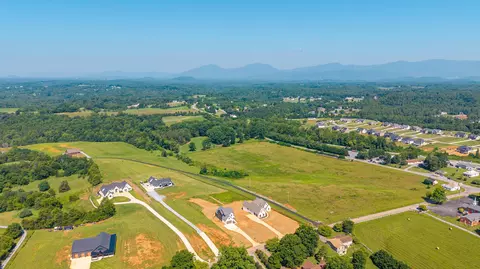 2362 Goode Station Rd, Goode, VA 24556 photo 87