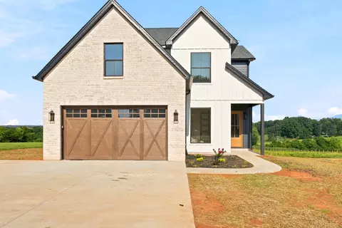2362 Goode Station Rd, Goode, VA 24556 photo 2