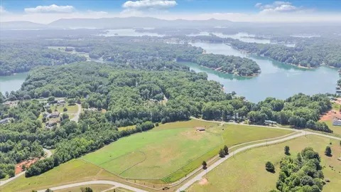 0 Mallard Point Rd, Wirtz, VA 24184