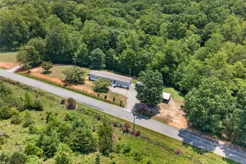2864 Yorkshire Dr, Sandy Level, VA 24161 photo 32
