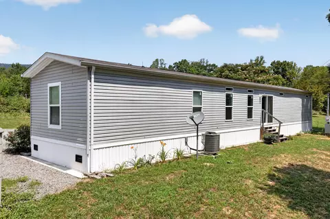 2864 Yorkshire Dr, Sandy Level, VA 24161 photo 34