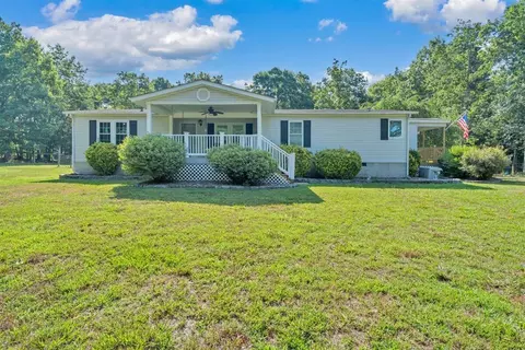885 Clearwater Dr, Boones Mill, VA 24065