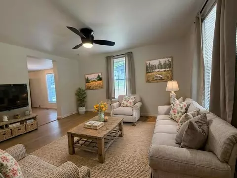197 Bridge St N, Buchanan, VA 24066 photo 2
