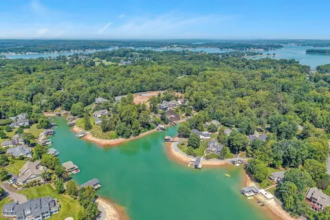 View/Area - 197 Mountain Shore Dr, Penhook, VA 24137 photo 6 of 16