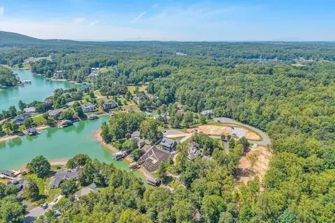 View/Area - 197 Mountain Shore Dr, Penhook, VA 24137 photo 5 of 16