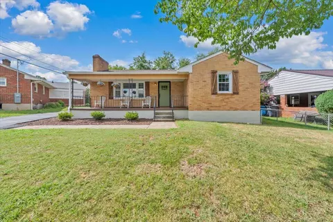 Exterior - 3308 Frontier Rd NW, Roanoke, VA 24012 photo 7 of 7
