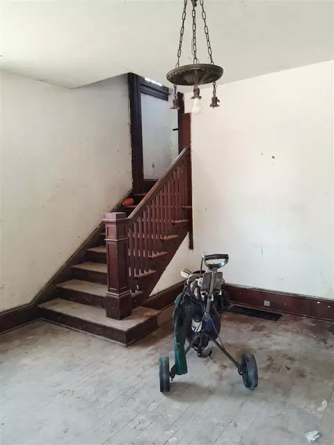 107 18th St SE, Roanoke, VA 24013 photo 2