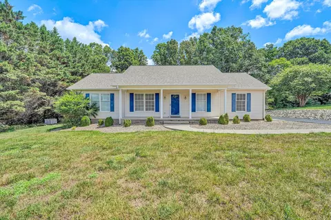 100 Meadow Brook Dr, Rocky Mount, VA 24151