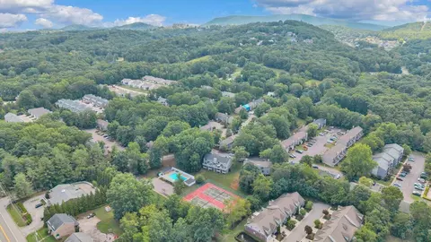 View/Area - 7121 Pine Ct, Roanoke, VA 24018 photo 3 of 4