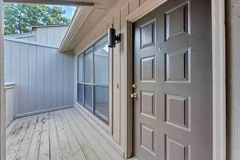 Exterior - 7121 Pine Ct, Roanoke, VA 24018 photo 2 of 7