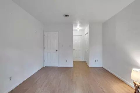 Bedroom - 7121 Pine Ct, Roanoke, VA 24018 photo 1 of 3