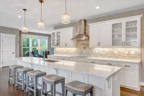Kitchen - 290 Sunset Pointe Dr, Moneta, VA 24121 photo 2 of 6