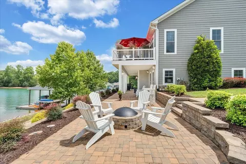 Exterior - 290 Sunset Pointe Dr, Moneta, VA 24121 photo 10 of 14