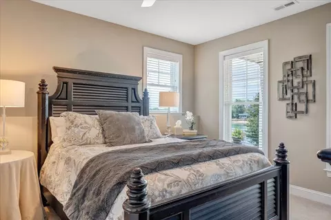 Bedroom - 290 Sunset Pointe Dr, Moneta, VA 24121 photo 6 of 7