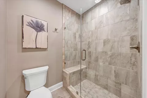 Bath - 290 Sunset Pointe Dr, Moneta, VA 24121 photo 7 of 9