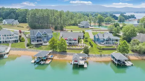 View/Area - 290 Sunset Pointe Dr, Moneta, VA 24121 photo 7 of 11