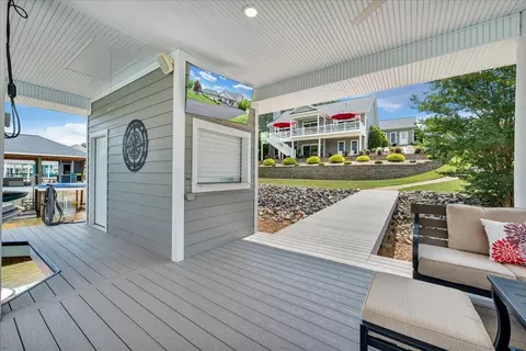 Exterior - 290 Sunset Pointe Dr, Moneta, VA 24121 photo 13 of 14