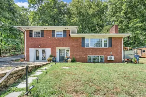 731 Eddies Rd, Salem, VA 24153