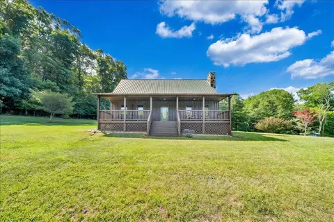 2275 Union School Rd SW, Floyd, VA 24091