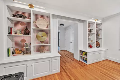 Entry Way - 140 27th St SE, Roanoke, VA 24014 photo 2 of 4
