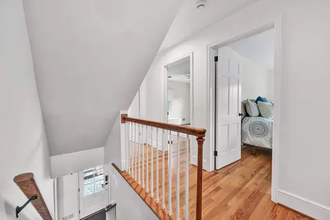 Entry Way - 140 27th St SE, Roanoke, VA 24014 photo 3 of 4