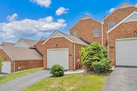 5014 Fairfax Pl, Roanoke, VA 24018
