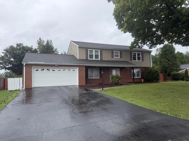 5240 Luwana Dr, Roanoke, VA 24018