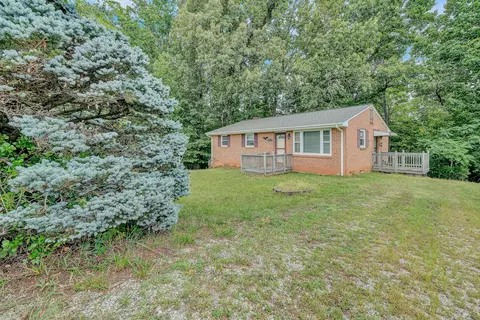 3110 Eton Rd, Hardy, VA 24101