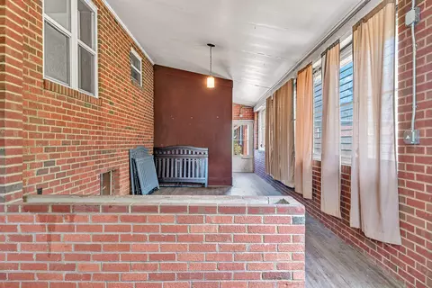 Exterior - 2362 W Riverside Dr, Salem, VA 24153 photo 6 of 12
