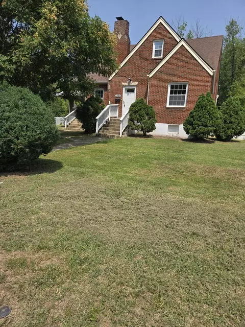 1208 Aspen St NW, Roanoke, VA 24017