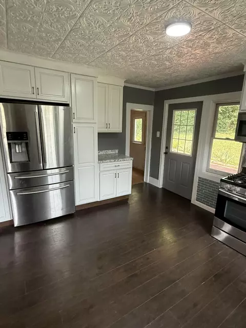 Kitchen - 420 C St, Clifton Forge, VA 24422 photo 2 of 3