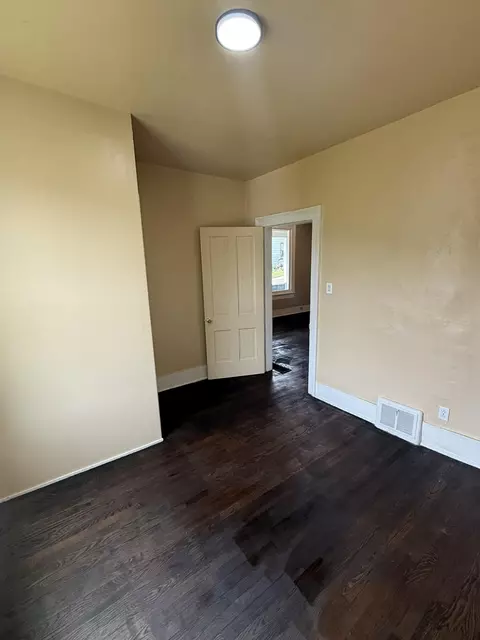 Bedroom - 420 C St, Clifton Forge, VA 24422 photo 2 of 6