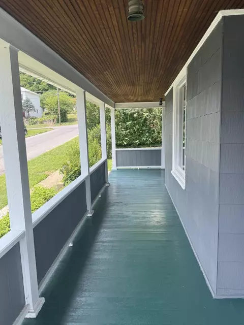 Exterior - 420 C St, Clifton Forge, VA 24422 photo 4 of 7