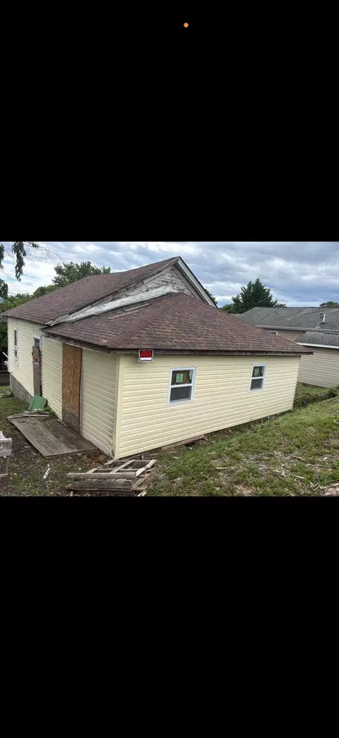 1619 Gilmer NW, Roanoke, VA 24017