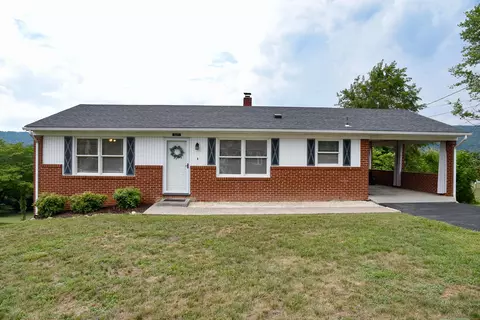 321 Orchard Dr, Daleville, VA 24083