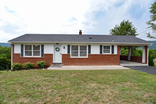 321 Orchard Dr, Daleville, VA 24083
