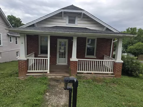 2303 King St NE, Roanoke, VA 24012