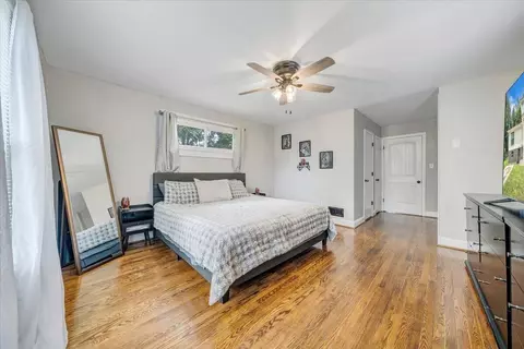 Bedroom - 2104 Wayne St NE, Roanoke, VA 24012 photo 1 of 4