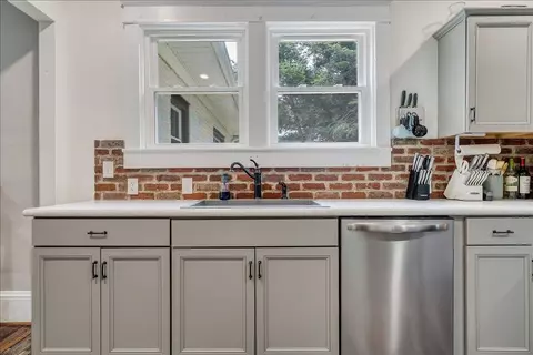 Kitchen - 2104 Wayne St NE, Roanoke, VA 24012 photo 3 of 3
