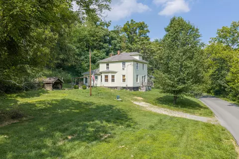 513 Parsons Rd, Troutville, VA 24175