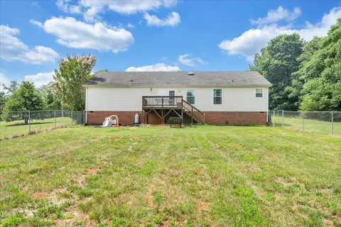 Exterior - 1064 Lipscomb Rd, Moneta, VA 24121 photo 4 of 7