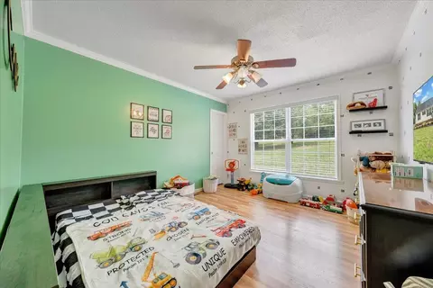 Bedroom - 1064 Lipscomb Rd, Moneta, VA 24121 photo 3 of 4